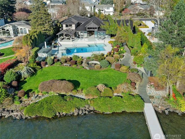 House for sale in Bellevue, Washington