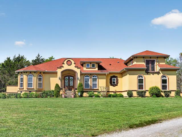 House for sale in Tennessee