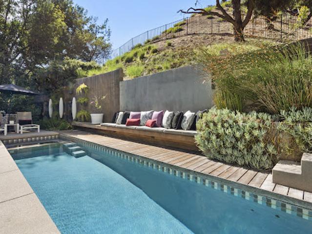 House for sale in Beverly Hills