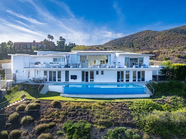 House for sale in Malibu, California