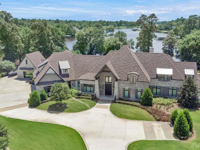 House for sale in Benton, Louisiana
