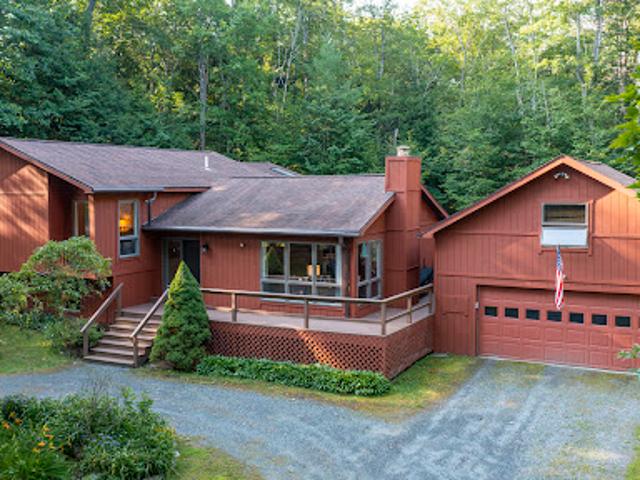 House for sale in Plantsville, Vermont