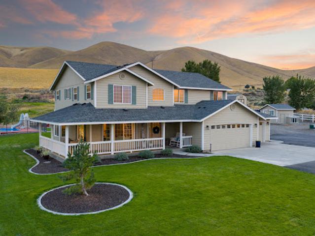 House for sale in Benton City, Washington