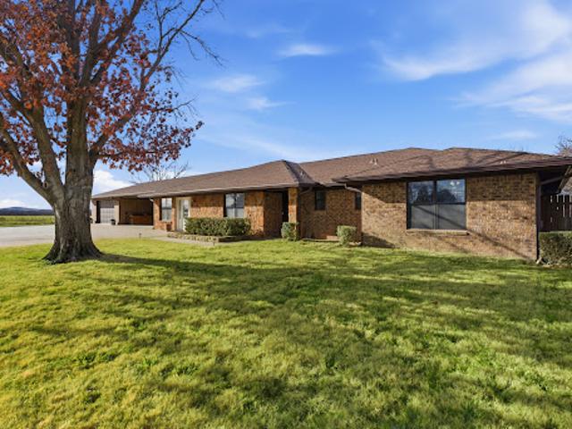 House for sale in De Young, Texas