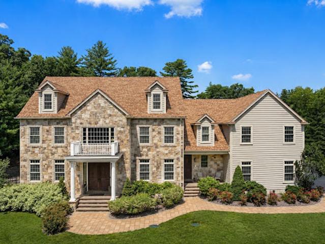House for sale in Franklin, Norfolk County