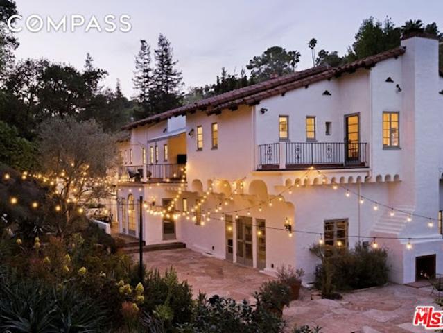 House for sale in Canoga Park, California