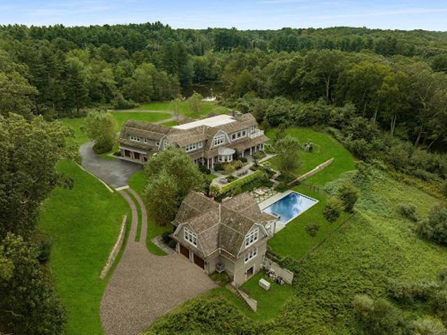 House for sale in Easton, Connecticut