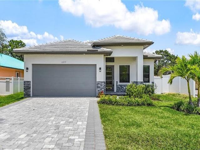 House for sale in Naples, Florida