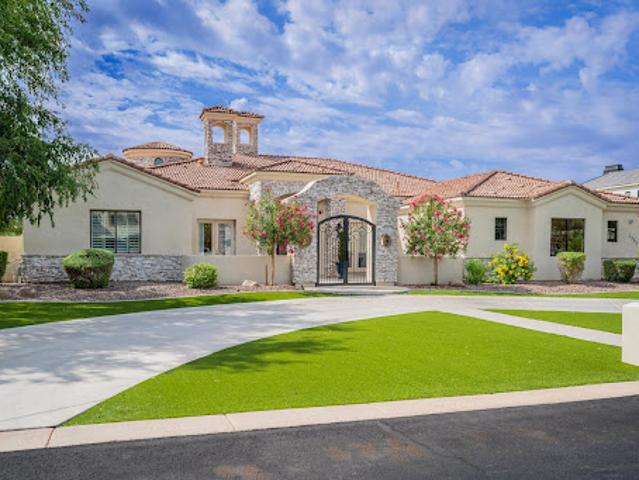 House for sale in Gilbert, Arizona