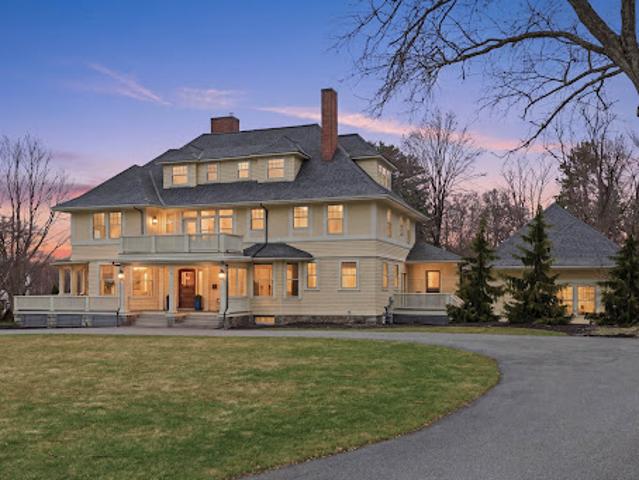 House for sale in Lexington, Middlesex County