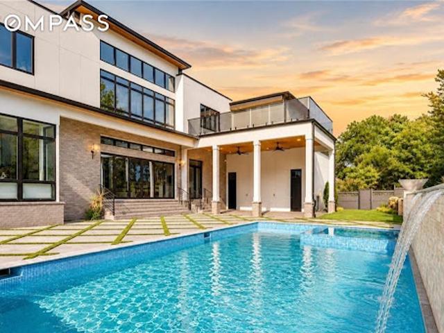 House for sale in Cobb, Georgia