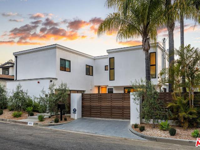 House for sale in Canoga Park, California