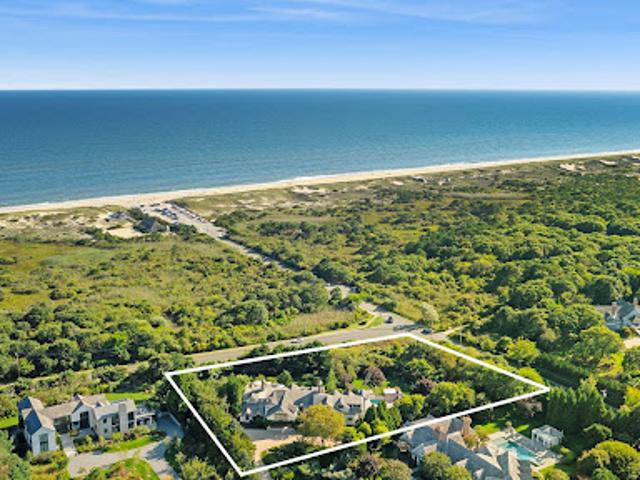 House for sale in Wainscott, New York