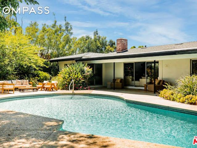 House for sale in Canoga Park, California