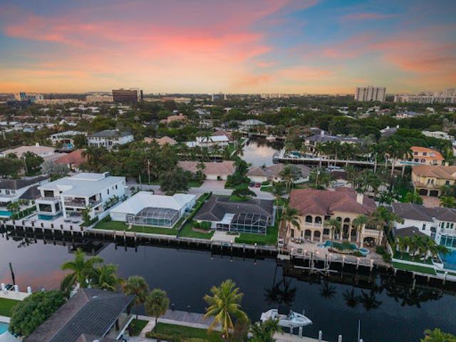 House for sale in Oakland Park, Florida