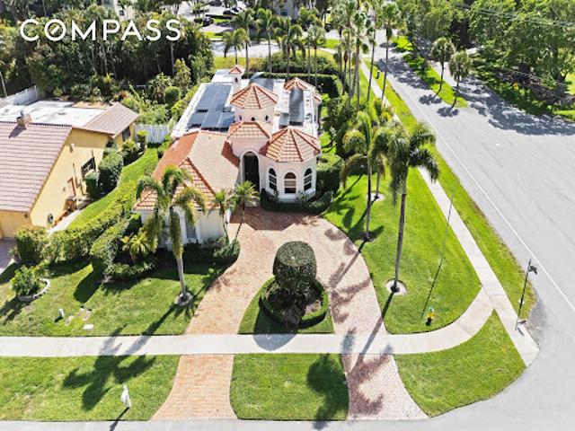 House for sale in Deerfield Beach, Florida