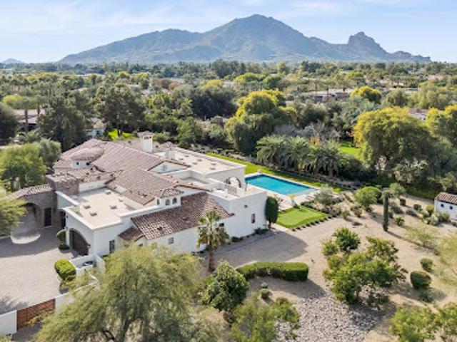 House for sale in Paradise Valley, Arizona