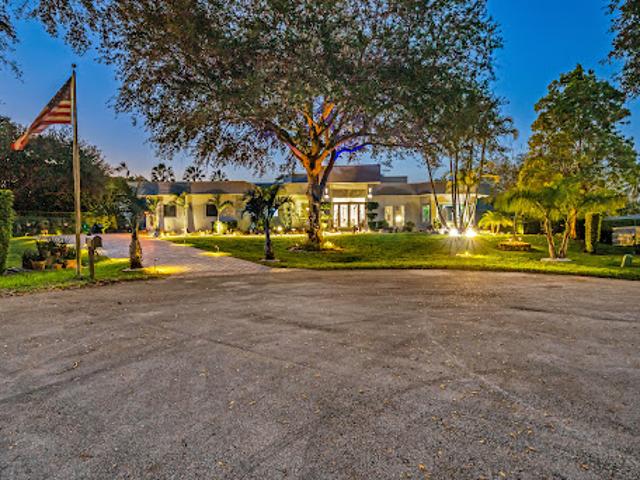 House for sale in Cooper City, Florida