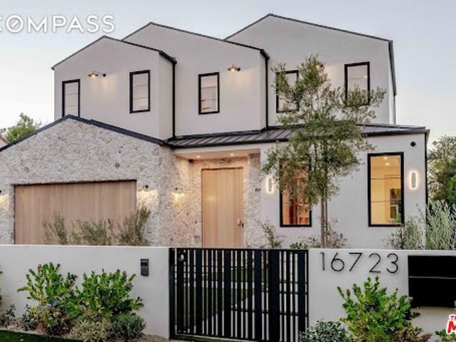 House for sale in Canoga Park, California