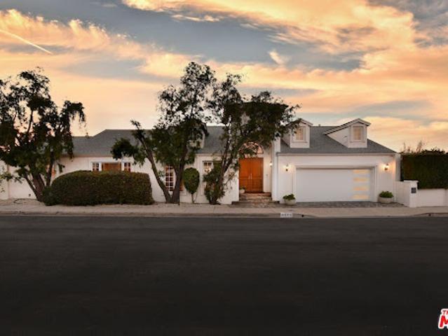 House for sale in Sherman Oaks Neighborhood Council District, Canoga Park