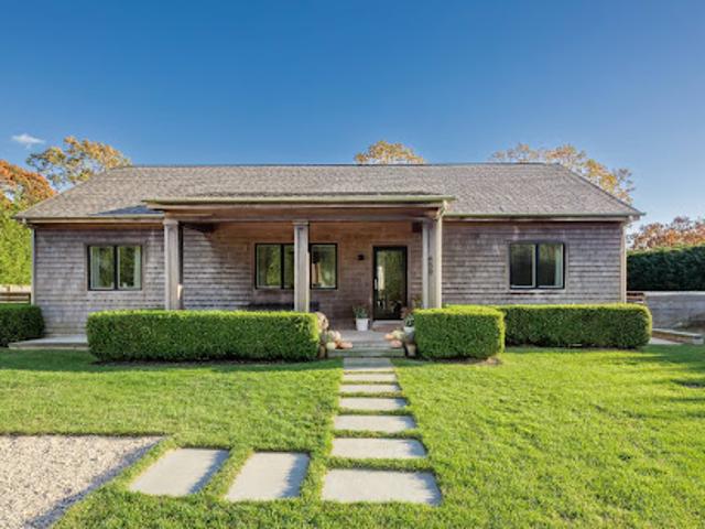 House for sale in Wainscott, New York
