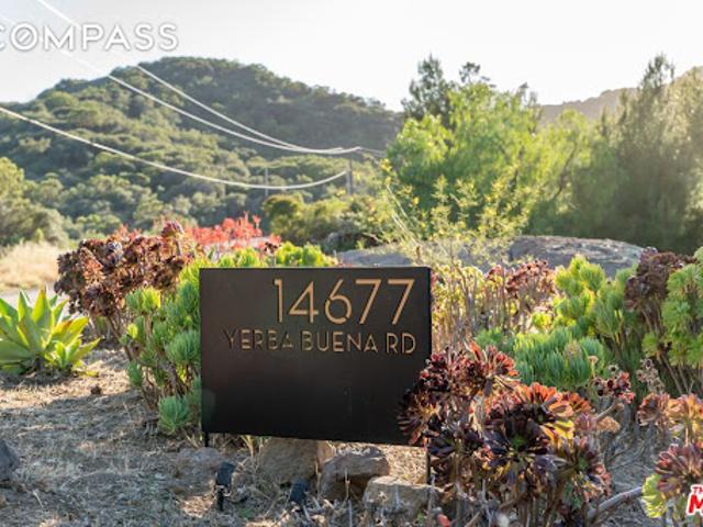 House for sale in Malibu, California