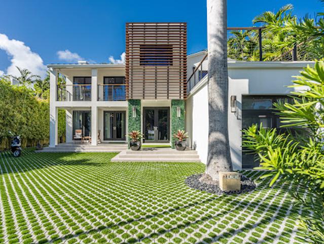 House for sale in Miami Beach, Miami-Dade County
