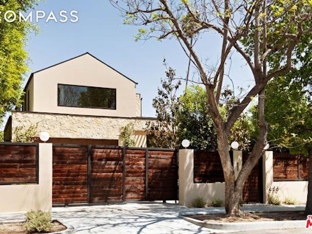 House for sale in Canoga Park, California