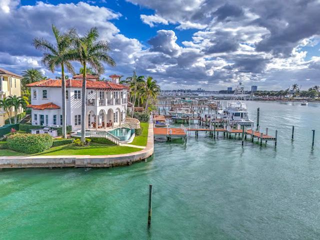 House for sale in Riviera Beach, Florida