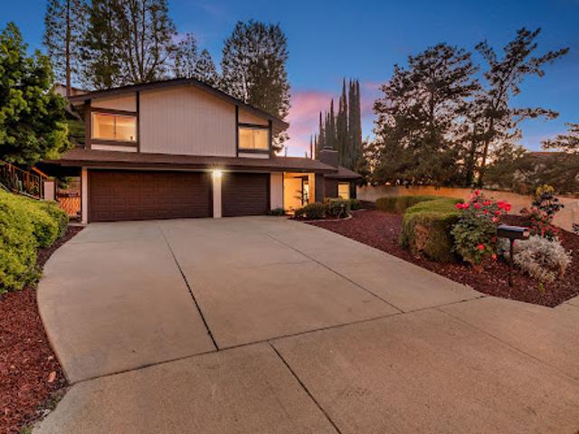 House for sale in Anaheim