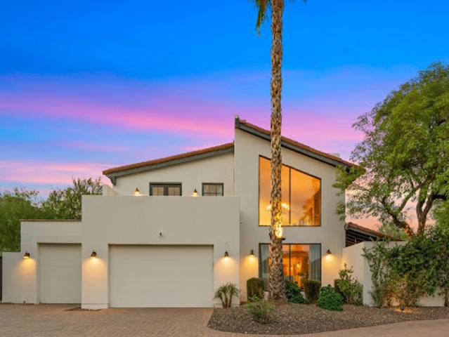 House for sale in Paradise Valley