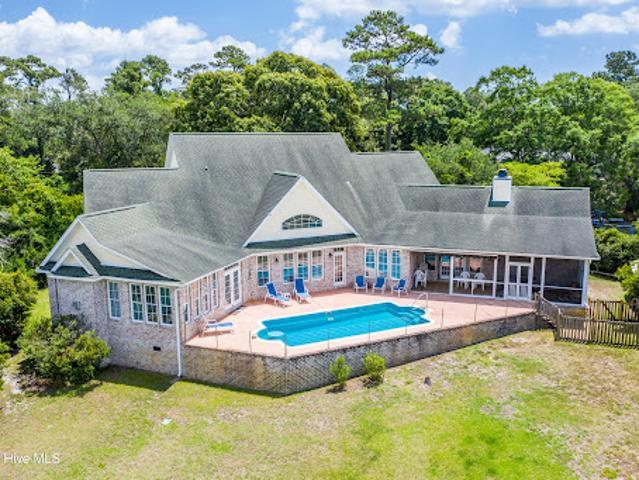 House for sale in Hampstead, North Carolina
