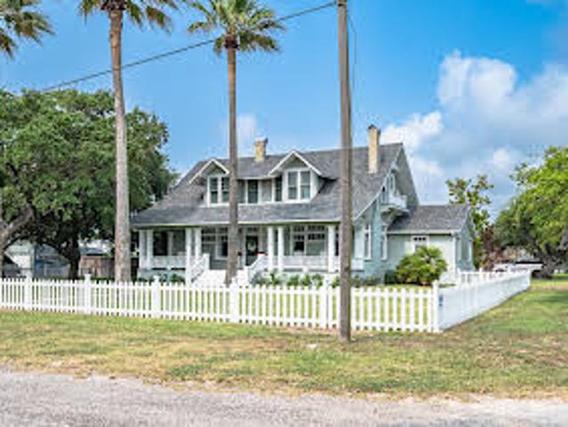 House for sale in Rockport