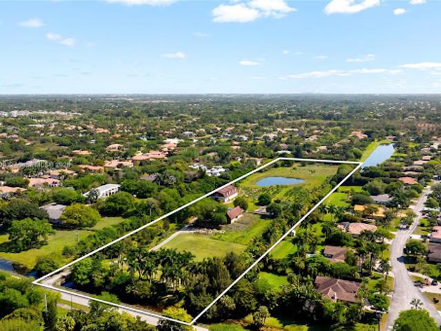 House for sale in Davie, Florida