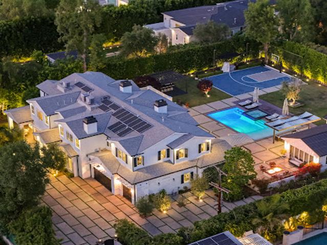 House for sale in Encino Neighborhood Council District, Los Angeles