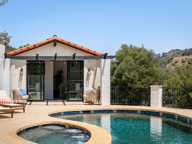 House for sale in Los Angeles, Los Angeles County