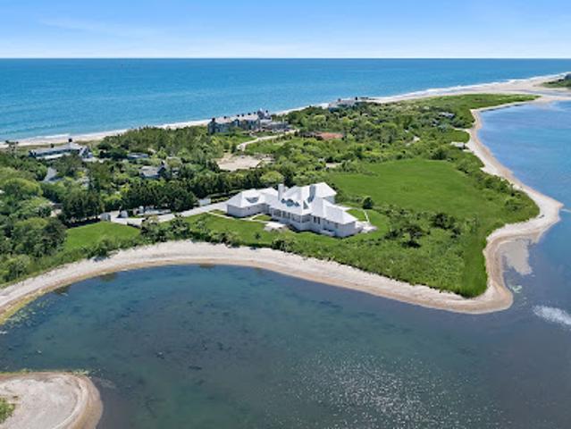 House for sale in Wainscott, New York