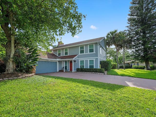 House for sale in Wellington, Palm Beach County