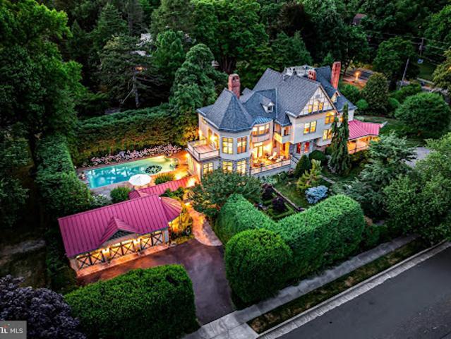 House for sale in Moorestown, New Jersey