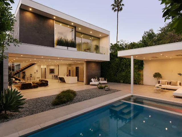 House for sale in Canoga Park, California