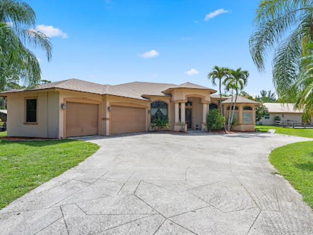 House for sale in Loxahatchee, Florida