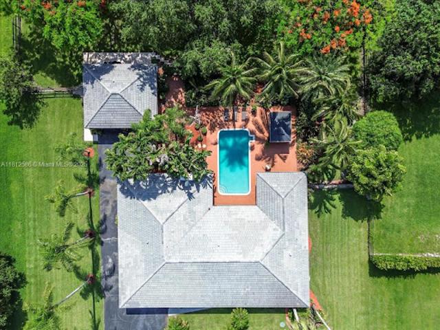 House for sale in Davie, Florida