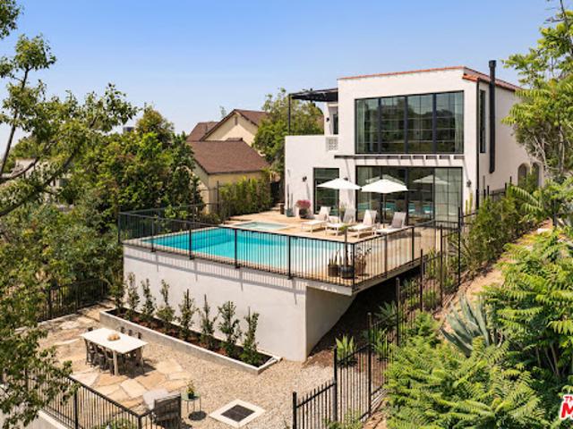 House for sale in Canoga Park, California