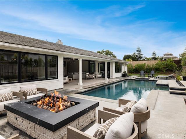 House for sale in Corona Del Mar, California