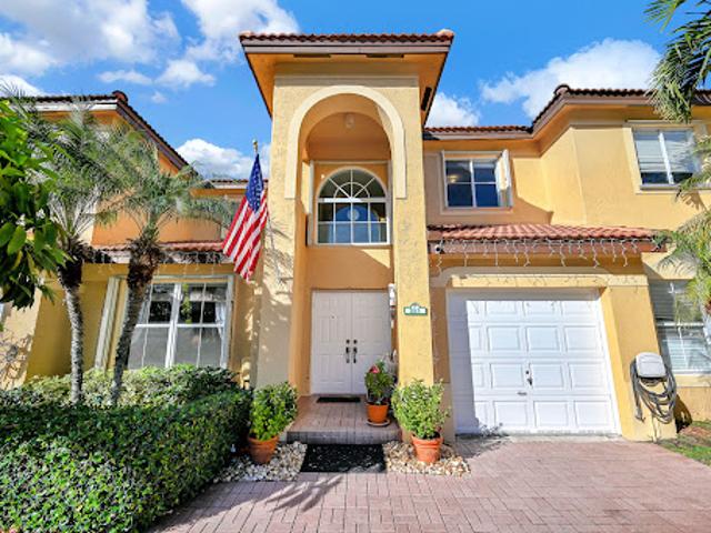 House for sale in Davie, Florida