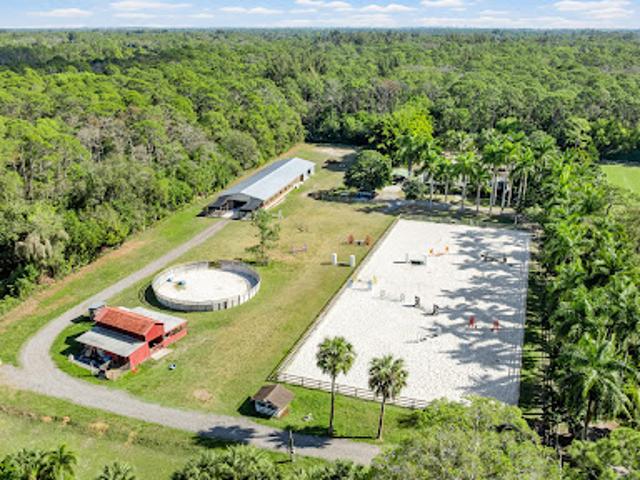 House for sale in Loxahatchee, Florida
