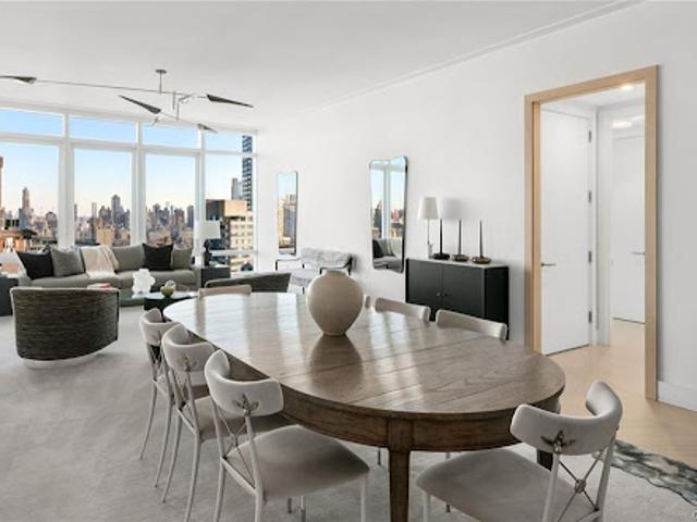 House for sale in New York, Arverne