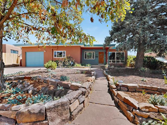 House for sale in Santa Fe, New Mexico