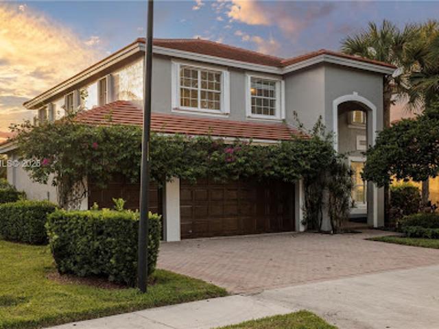 House for sale in Weston, Florida