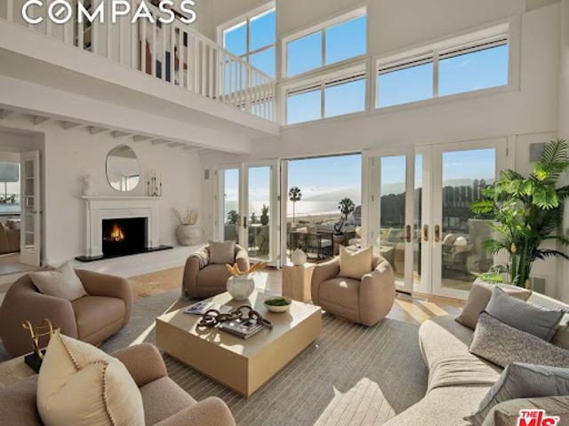 House for sale in Santa Monica, California